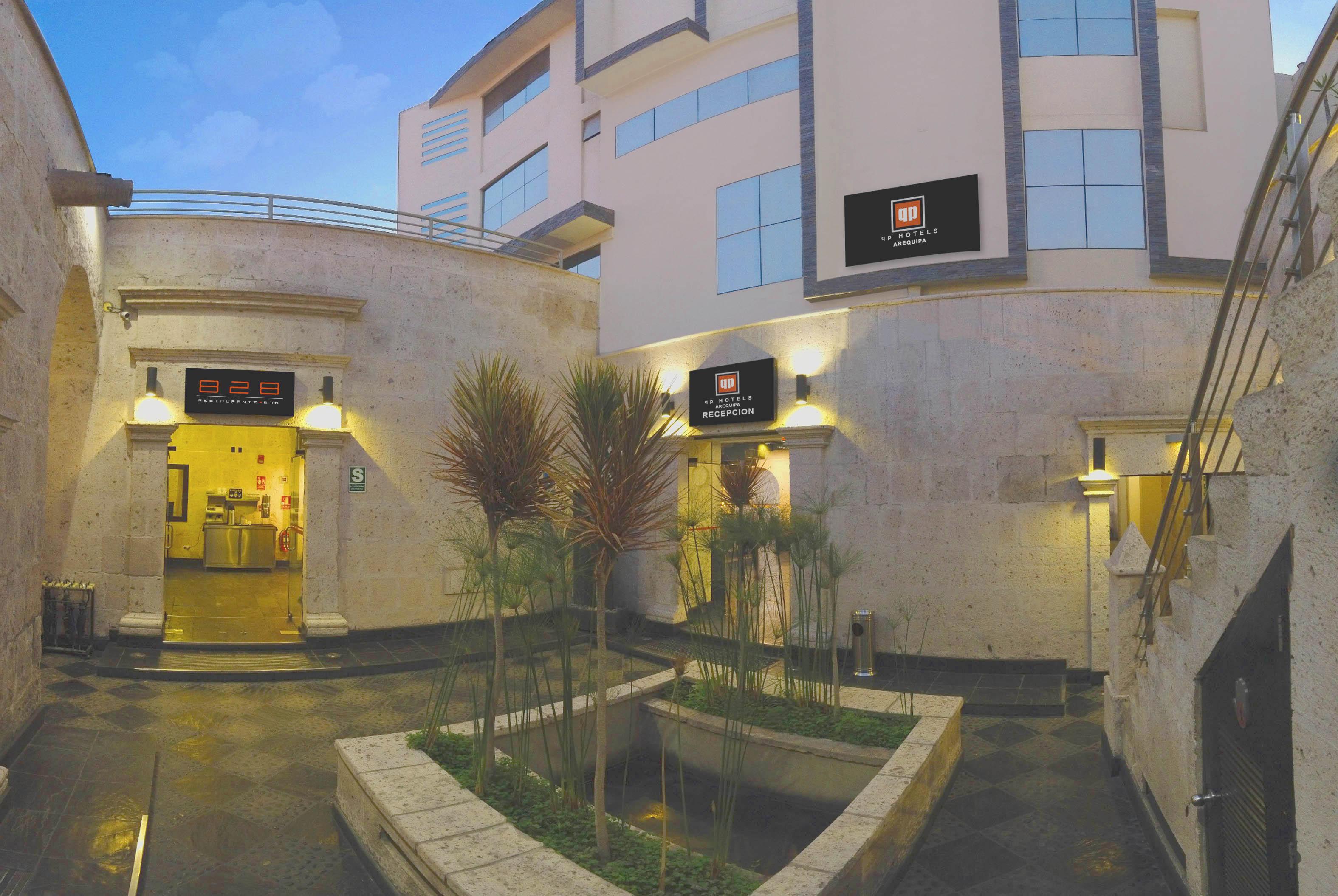 Qp Hotels ארקוויפה מראה חיצוני תמונה